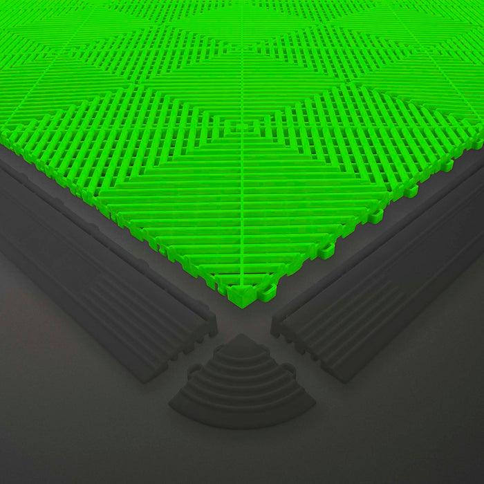 LOT OF 30 UNITS OF PERFORATED GREEN PP FLOOR TILES