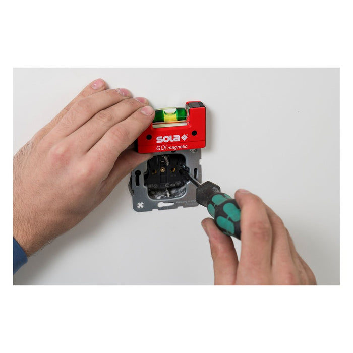 Sola Nivel de burbuja compacto GO! Magnetic CLIP
