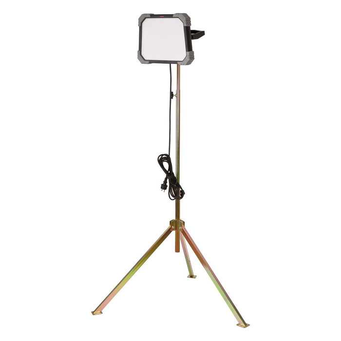 Brennenstuhl Foco LED portátil IP54 Dinora (8300 lm)