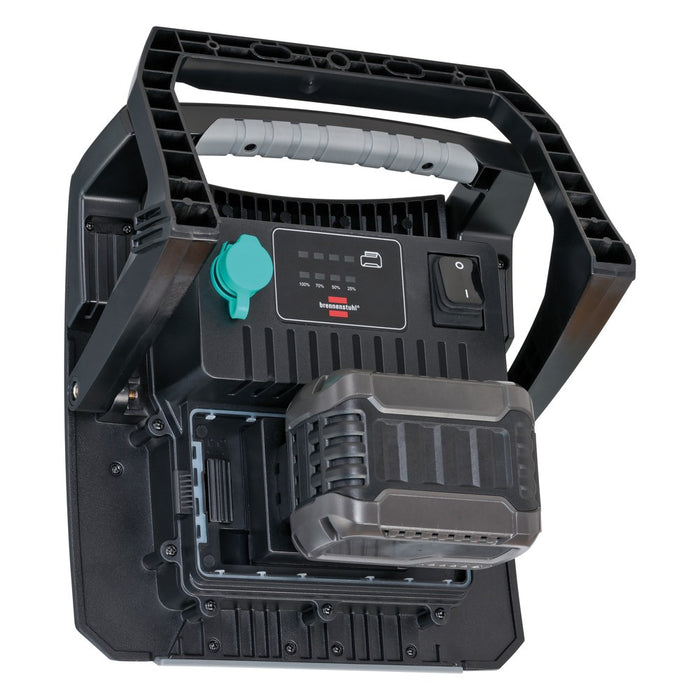 Brennenstuhl Foco híbrido LED 6050 MH con toma de corriente + MULTI BATTERY SYSTEM compatible con baterías de 18V (IP65)